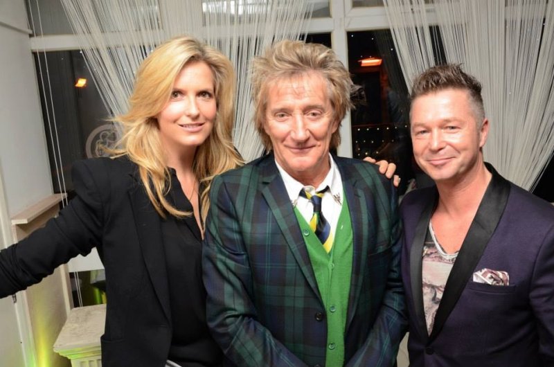 rod stewart & penny lancaster visit martin bell at his recent